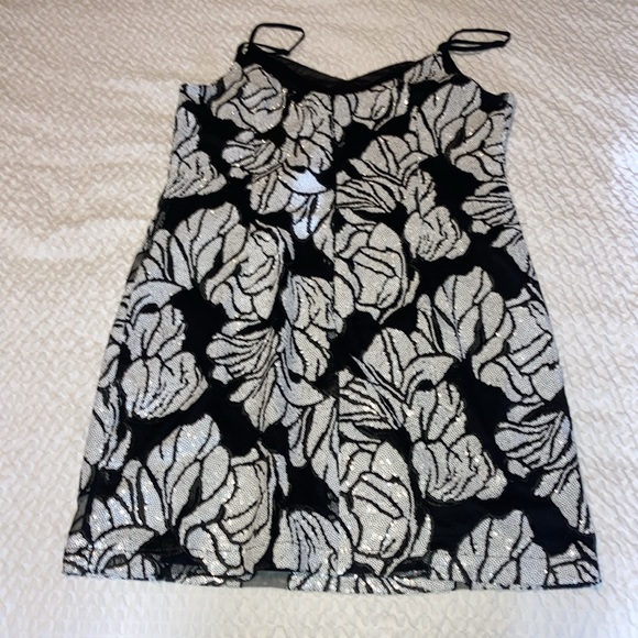 White House Black Market White Sequin Black Dress - Picture 8 of 16